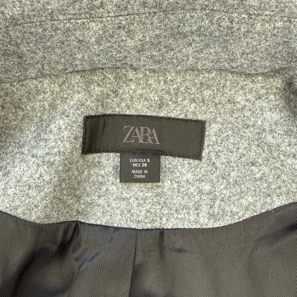 ZARA Short Jacket - Picture 2 of 7